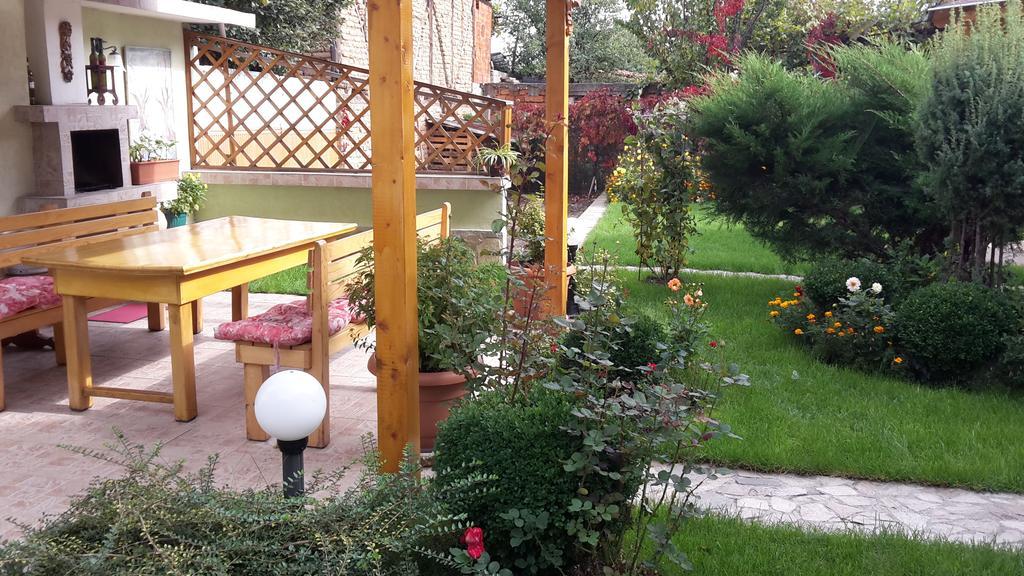 Kyurkchievi Guest House Sapareva Banya ภายนอก รูปภาพ