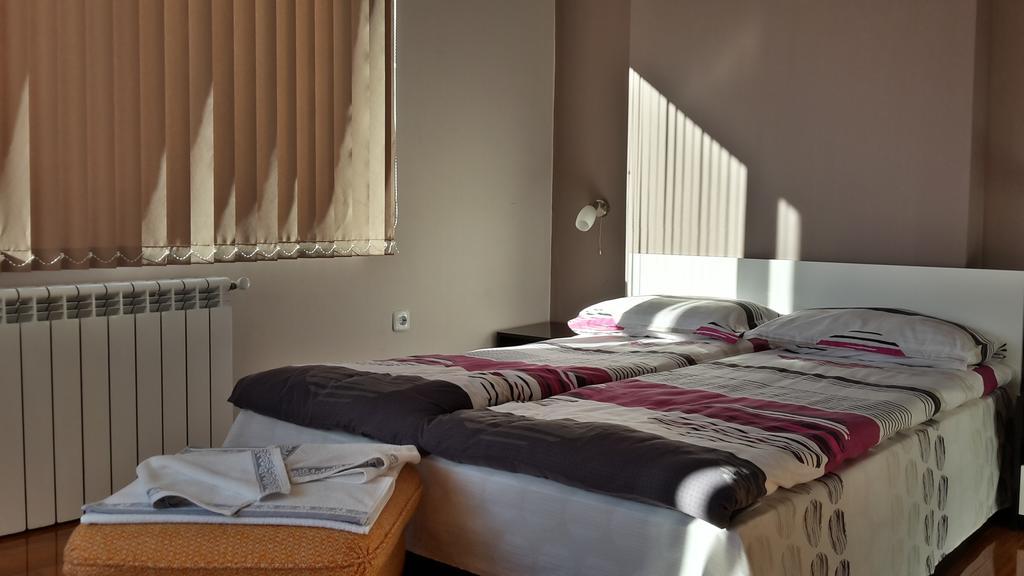 Kyurkchievi Guest House Sapareva Banya ภายนอก รูปภาพ